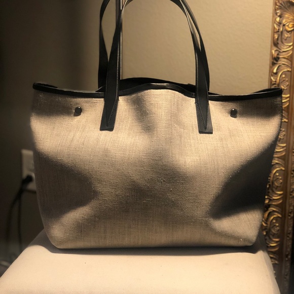 Vince Linen Python Embosses Tote - Picture 2 of 3